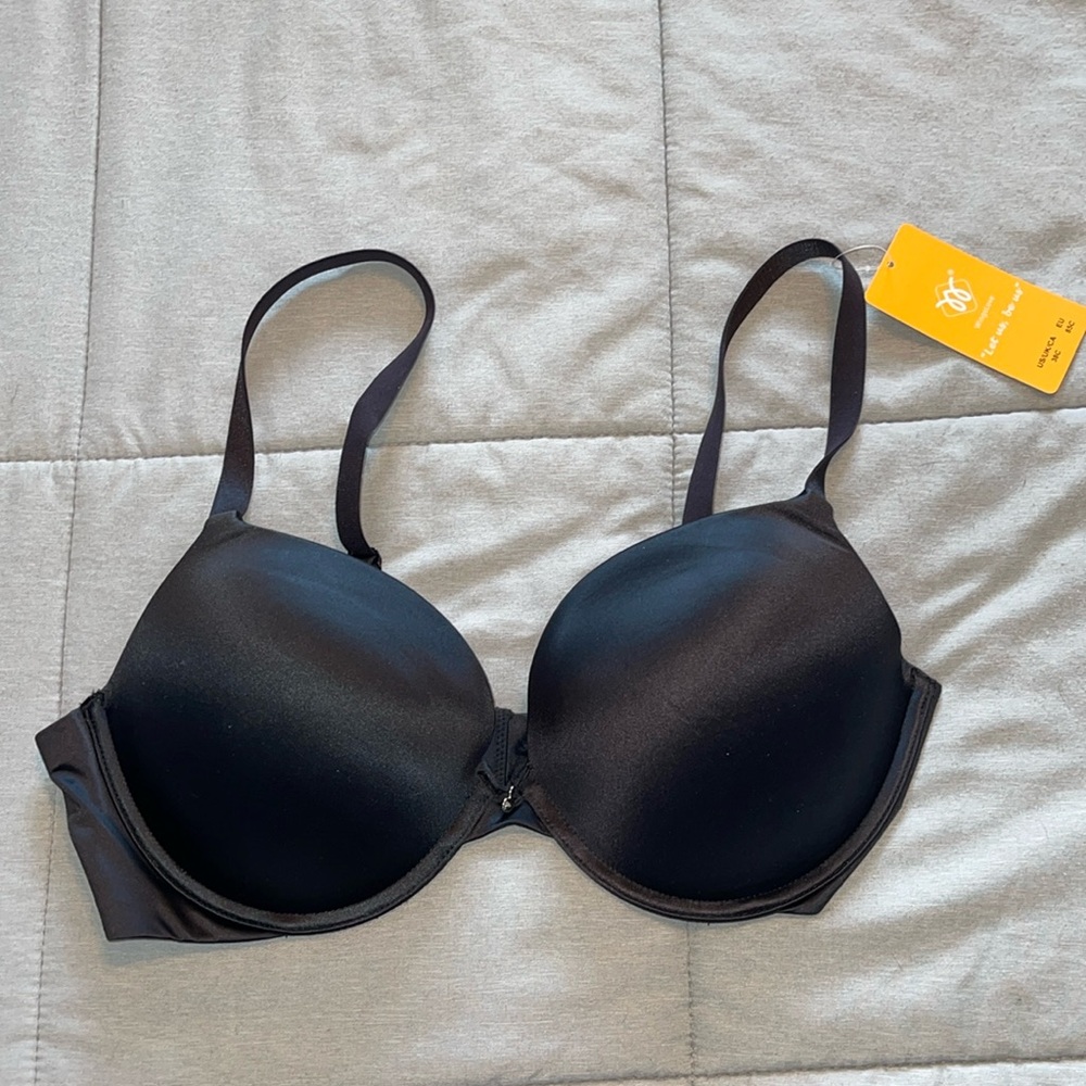 🆕 New With tags 38C black bra - adjustable straps underwire